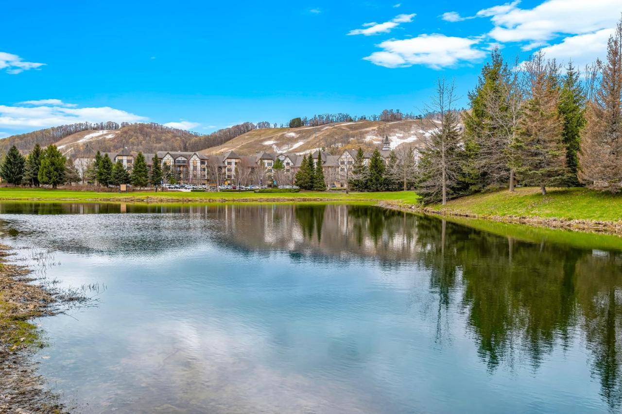 Boyne Mountain Getaway, Unit B Aparthotel Boyne Falls Exterior foto